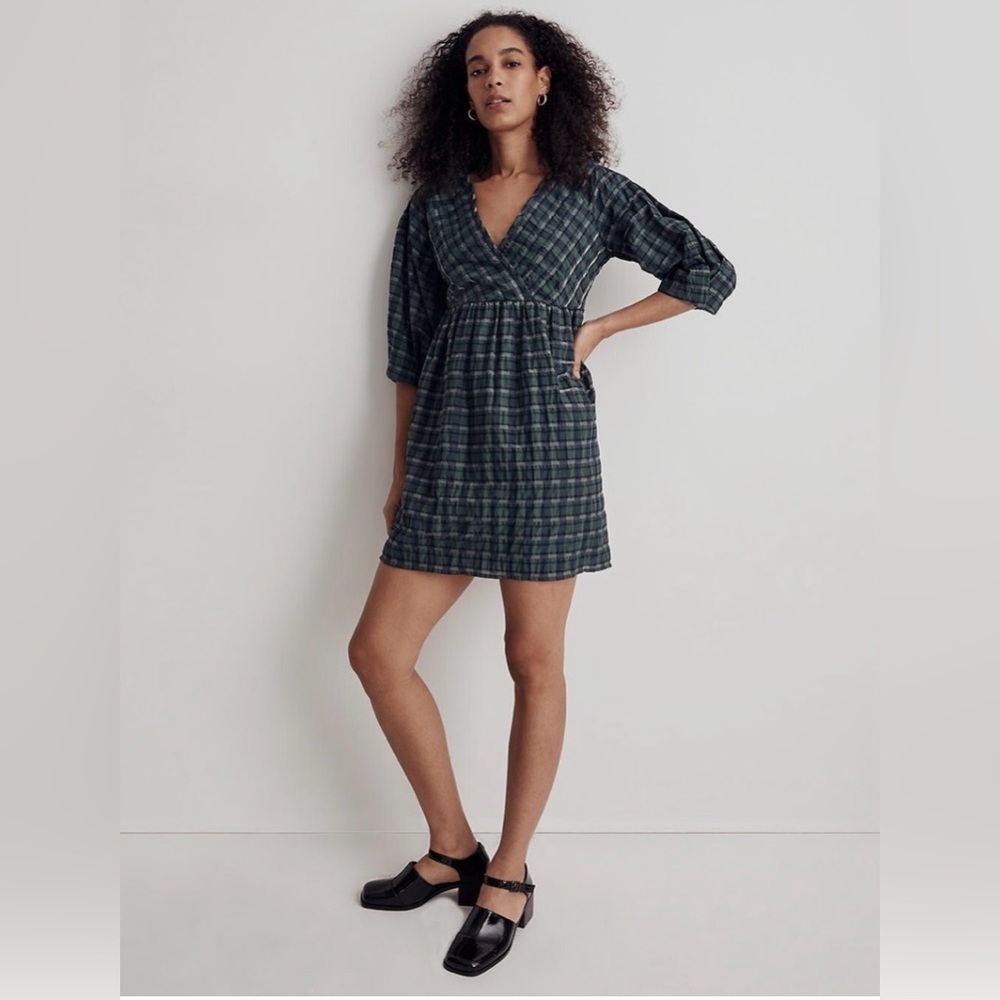Madewell Green Plaid Mini Dress Size Medium V-Neck Empire Waist